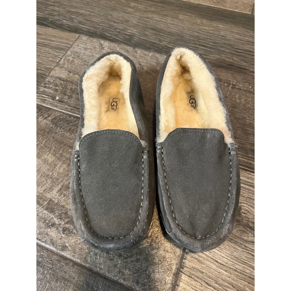 UGG Australia Ascot Grey Suede Sheepskin Slippers 1974 Mens 6 Womens 8